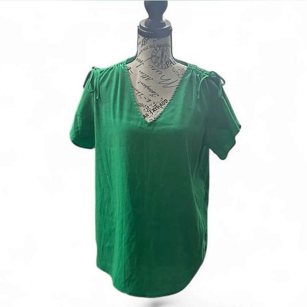 Green V-Neck Ruched Flutter Sleeve Blouse with Bow-Ties 💚✨